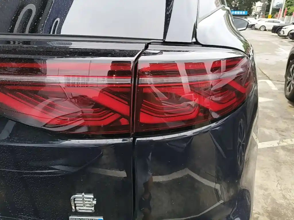 BYD Tang New Energy — миниатюра 8