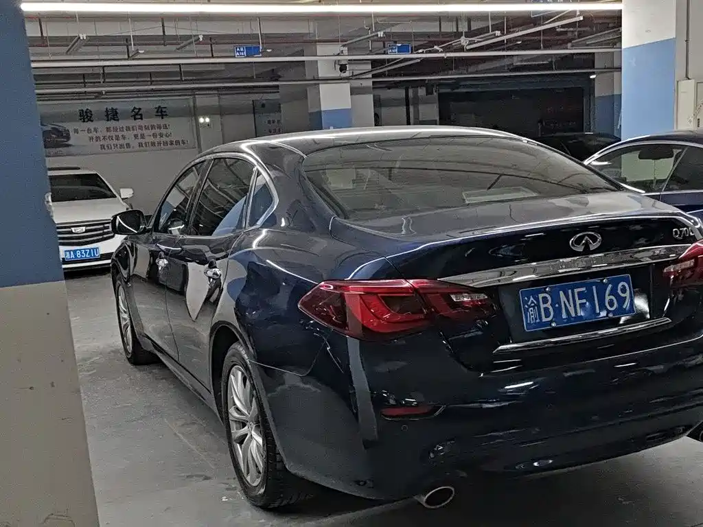 Infiniti Q70 — миниатюра 4