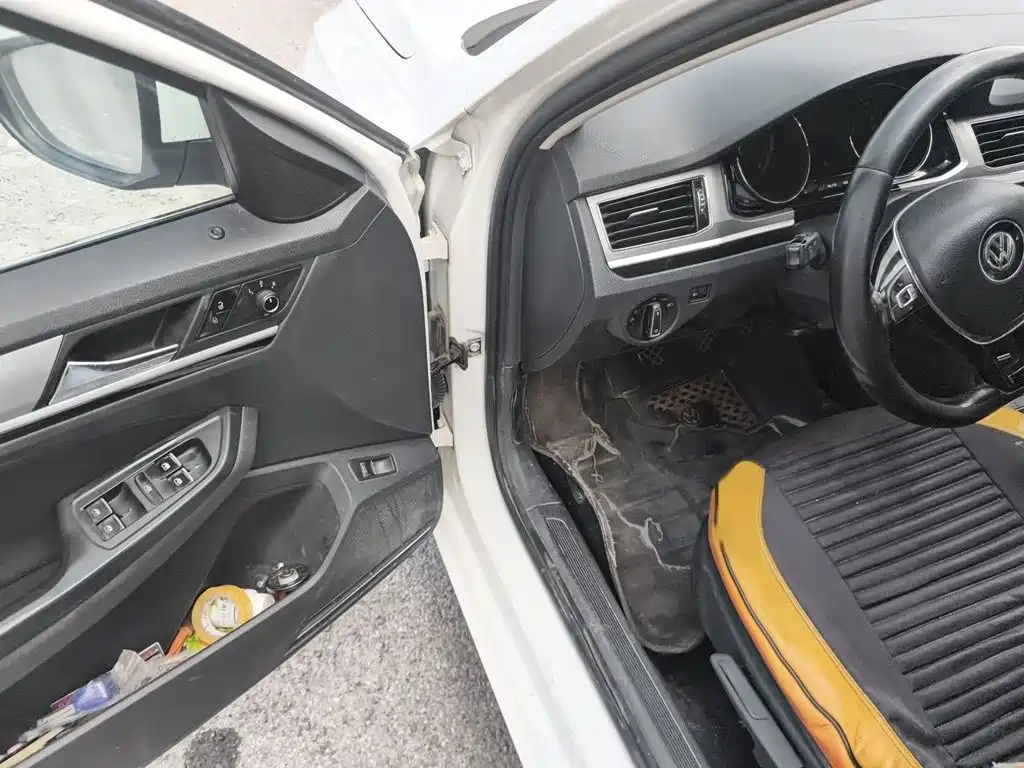 Volkswagen Bora — миниатюра 14