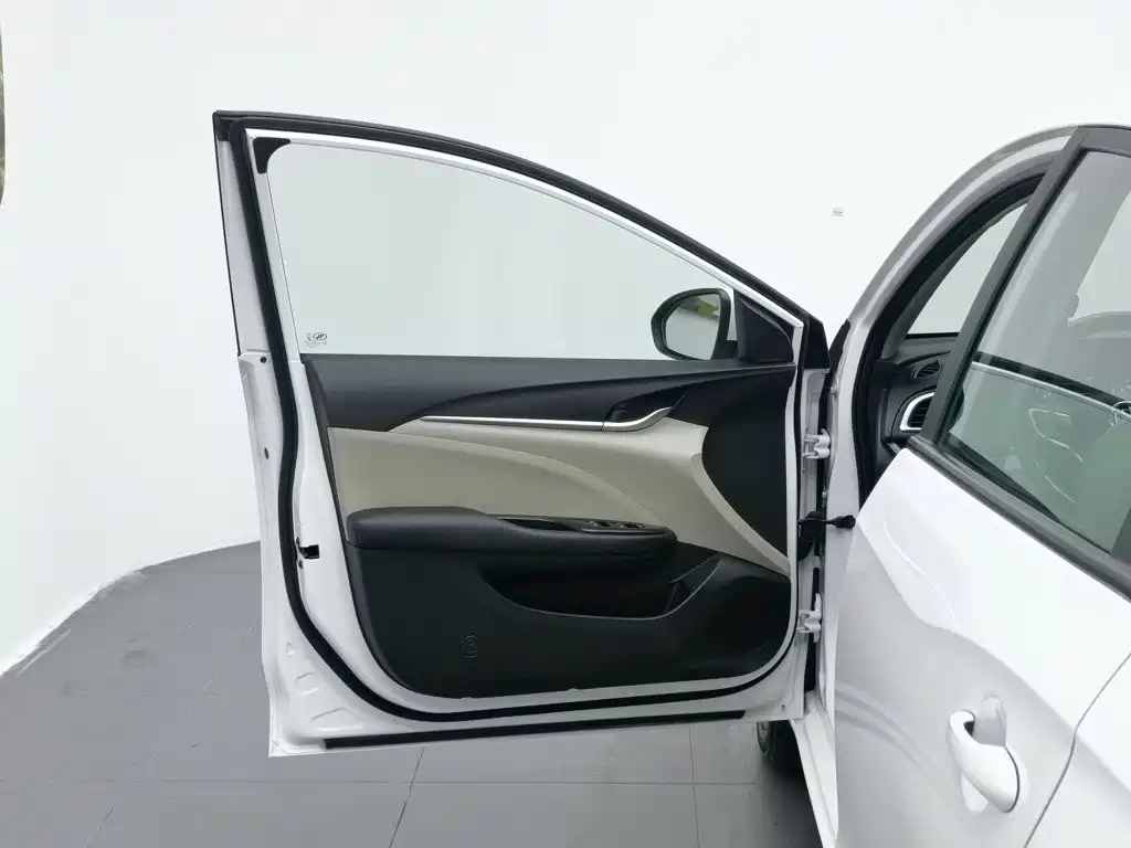 Buick Excelle 2018 15T MT Elite V