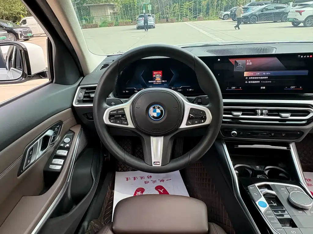 BMW i3 — миниатюра 9