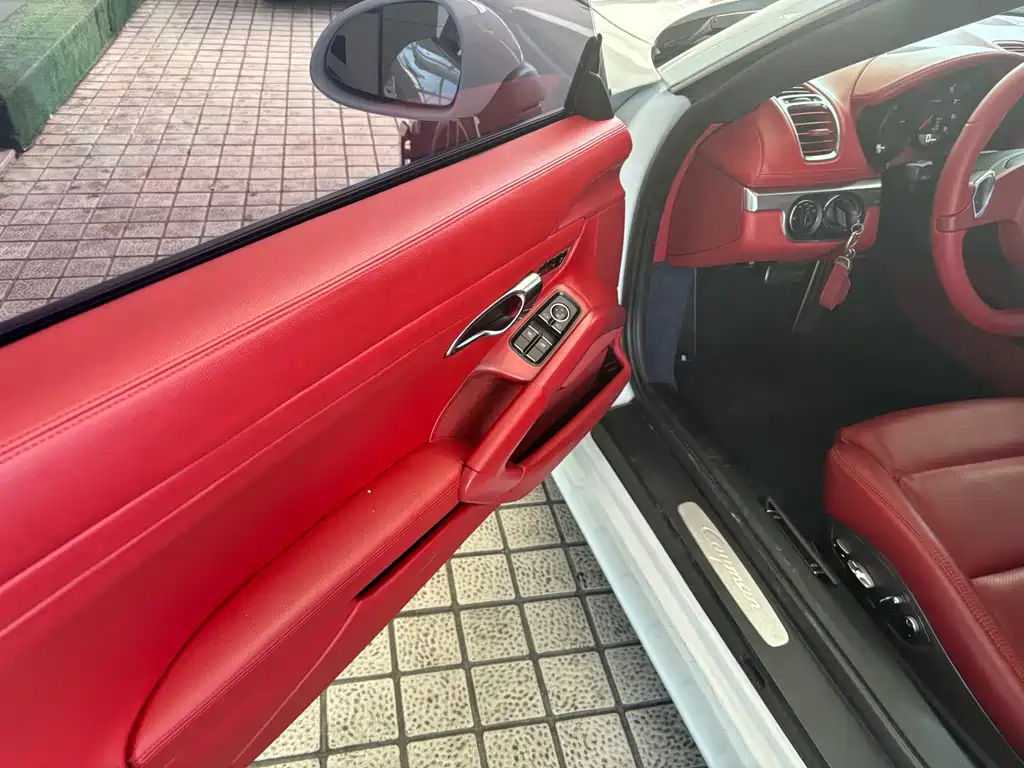 Porsche Cayman 2013 Cayman 2.7L
