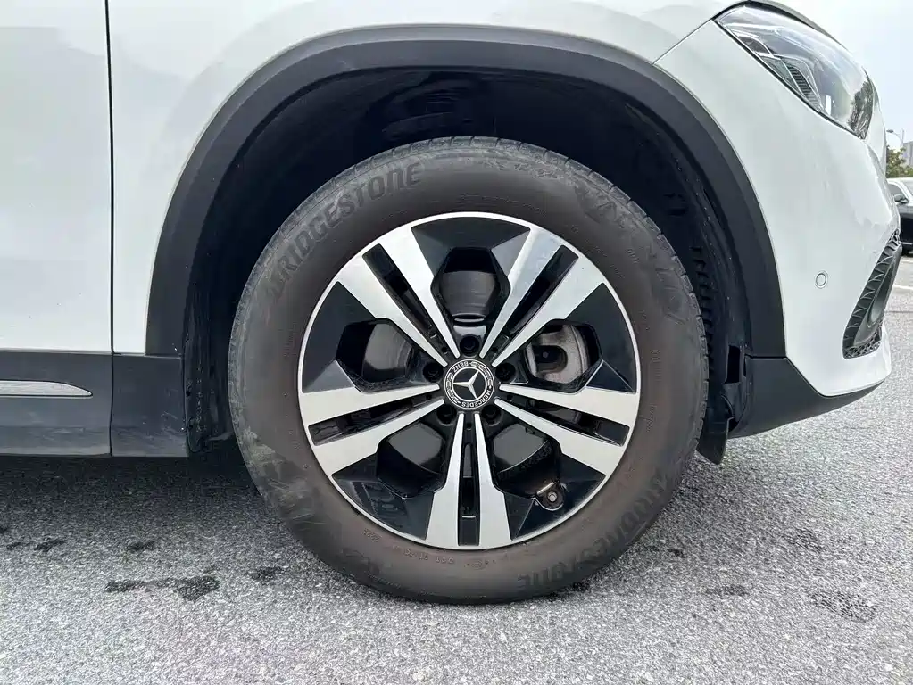 Mercedes-Benz GLA — миниатюра 7