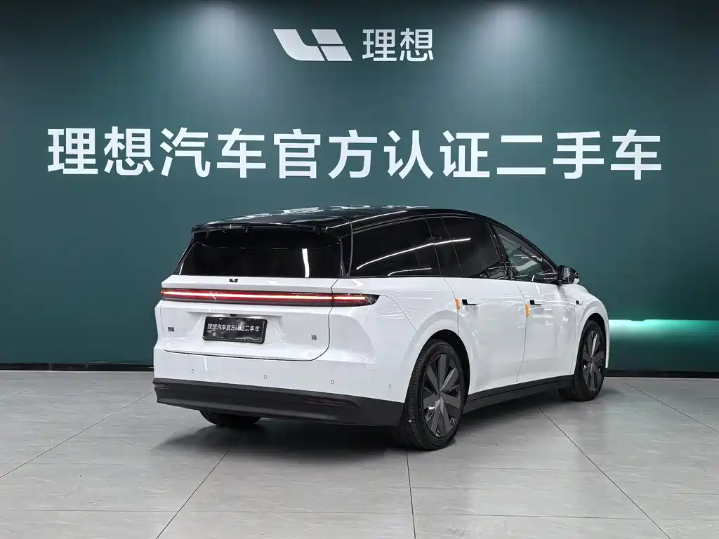 Li Auto i8 2025 Standard