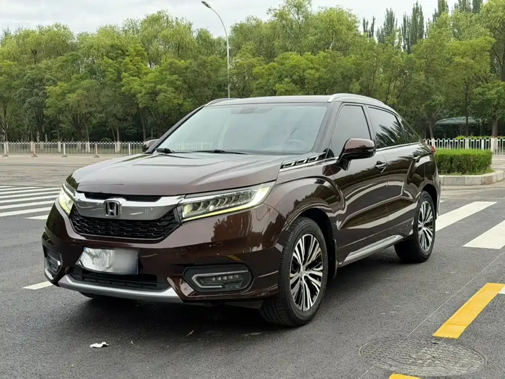 Honda Avancier — миниатюра 2