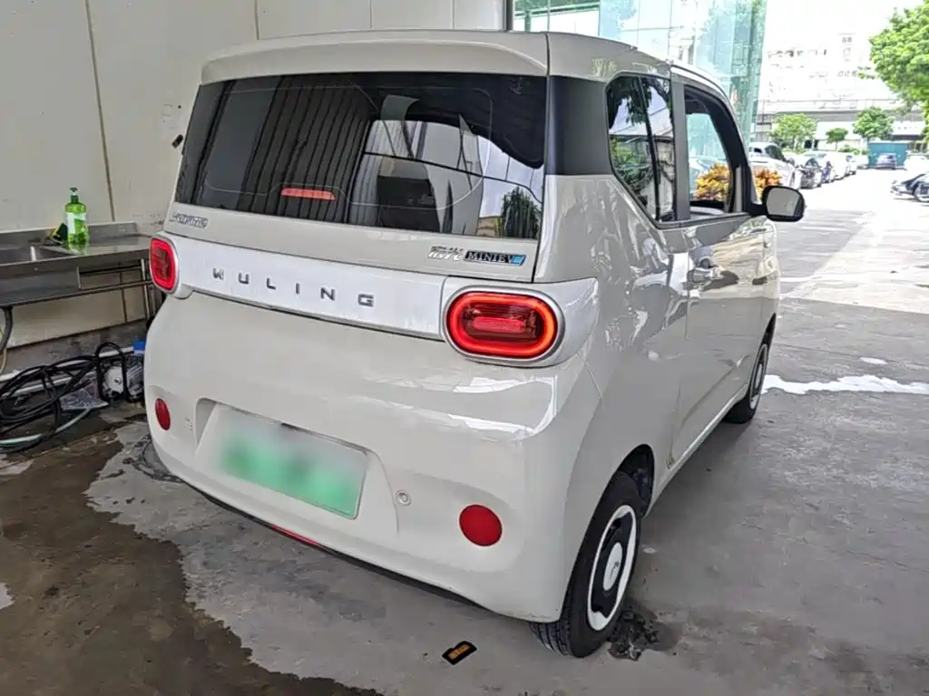 Wuling MINIEV — миниатюра 7