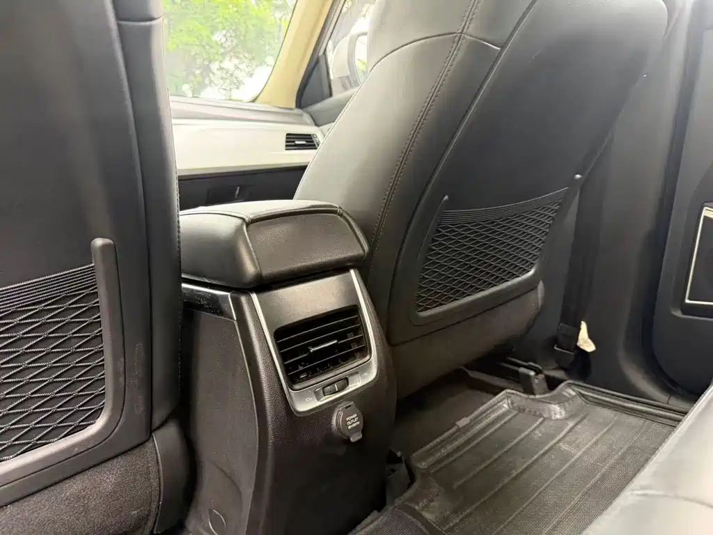 Geely Boyue — миниатюра 9