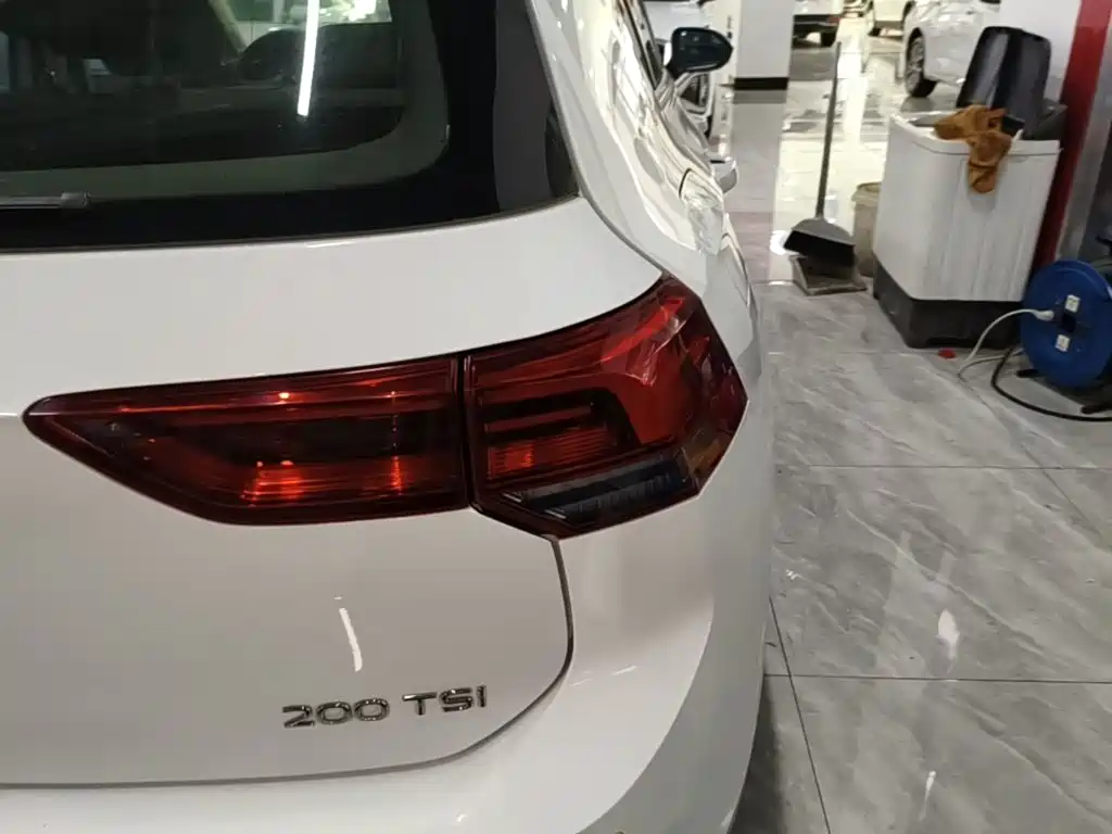 Volkswagen Golf — миниатюра 25