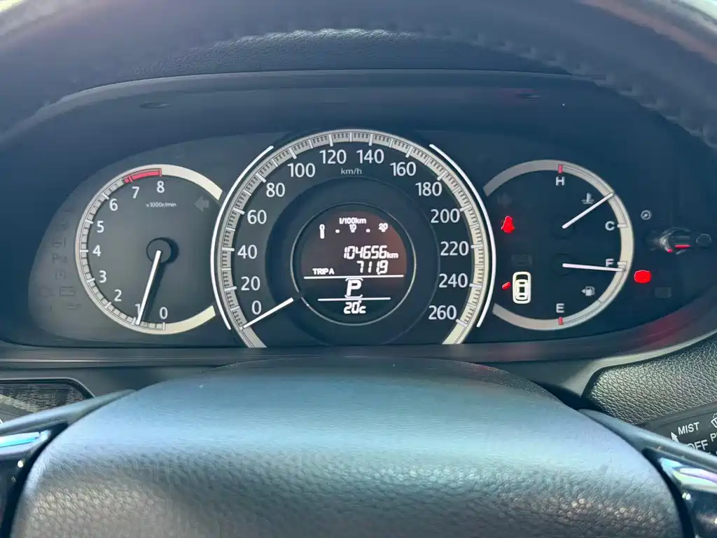 Honda Accord — миниатюра 13