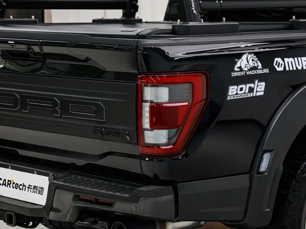 Ford F-150 Raptor — миниатюра 9