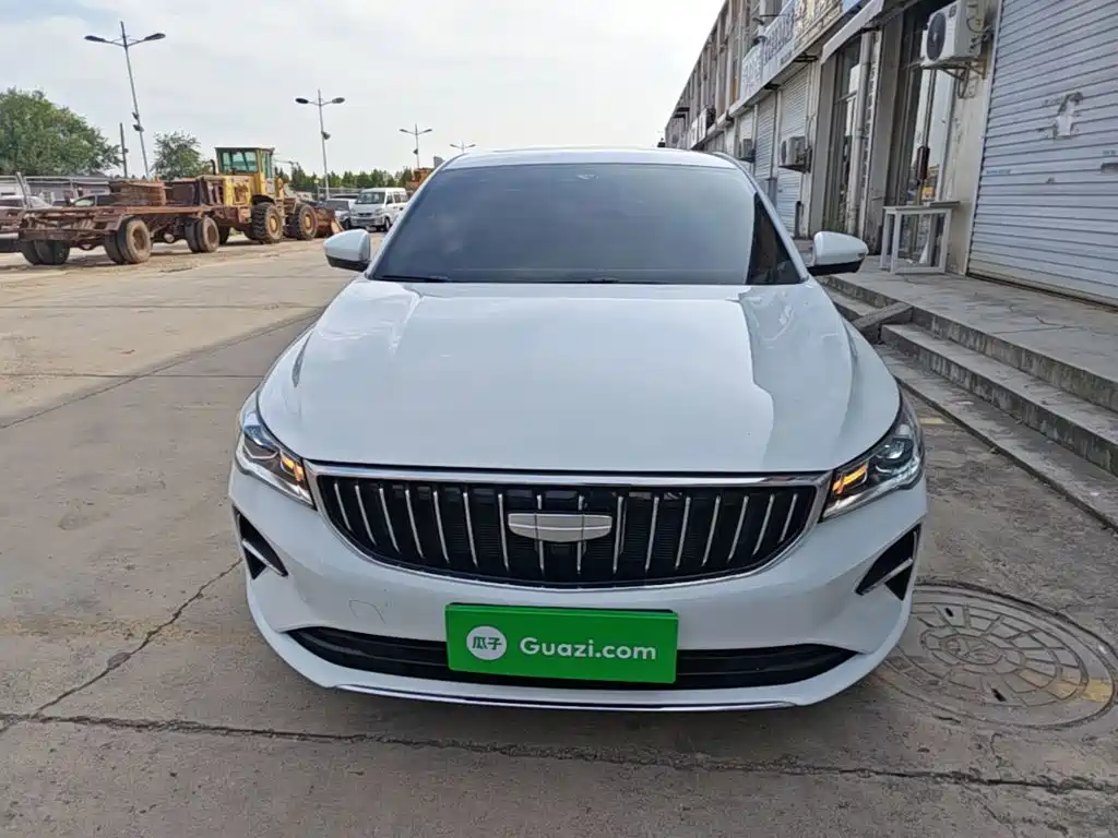 Geely Emgrand — миниатюра 3