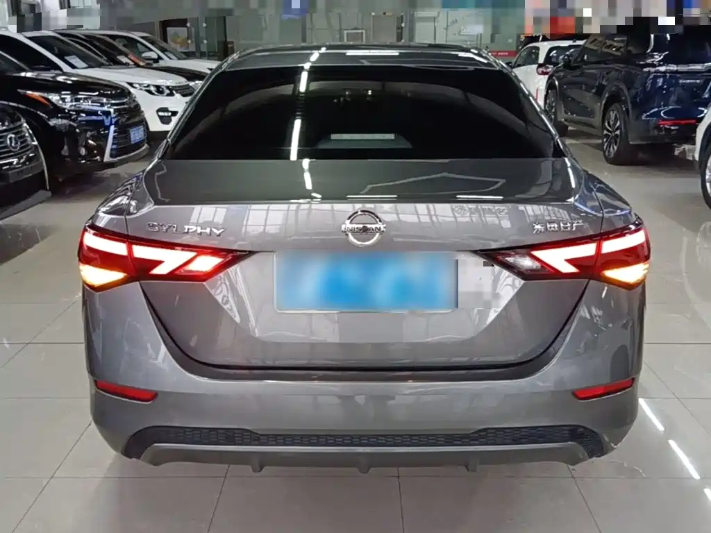 Nissan Sylphy — миниатюра 6