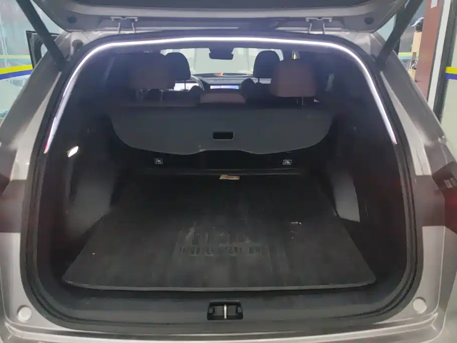 Geely Xingyue L — миниатюра 4