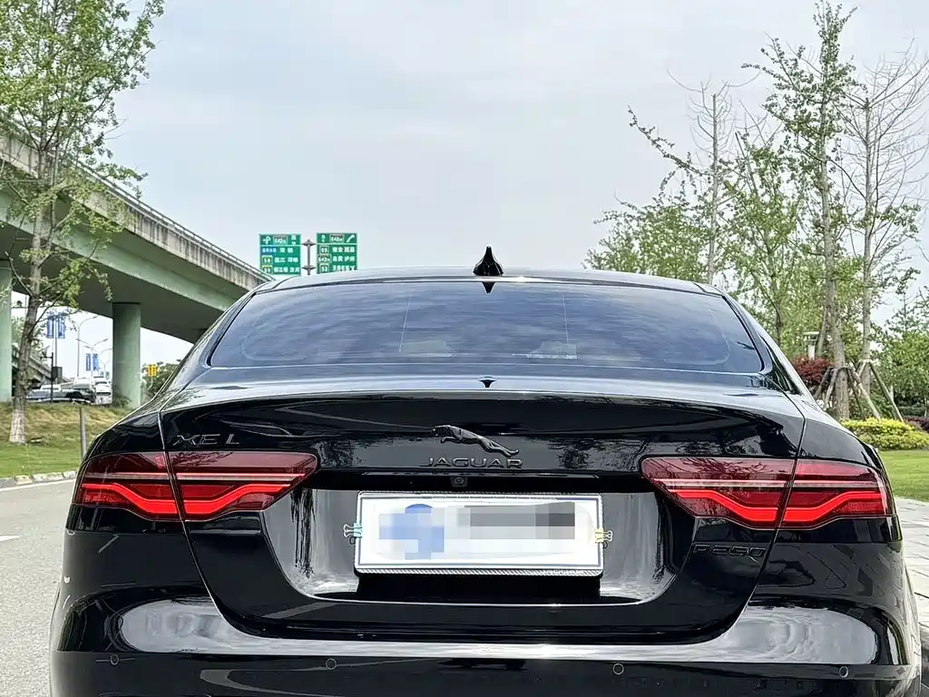 Jaguar XEL 2024 2.0T 250PS R-DYNAMIC S Sport