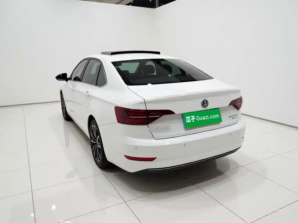 Volkswagen Sagitar — миниатюра 4