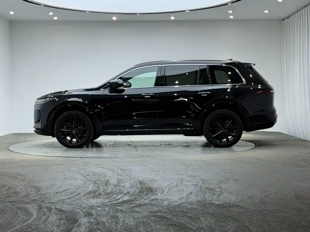 Li Auto Li ONE — миниатюра 4