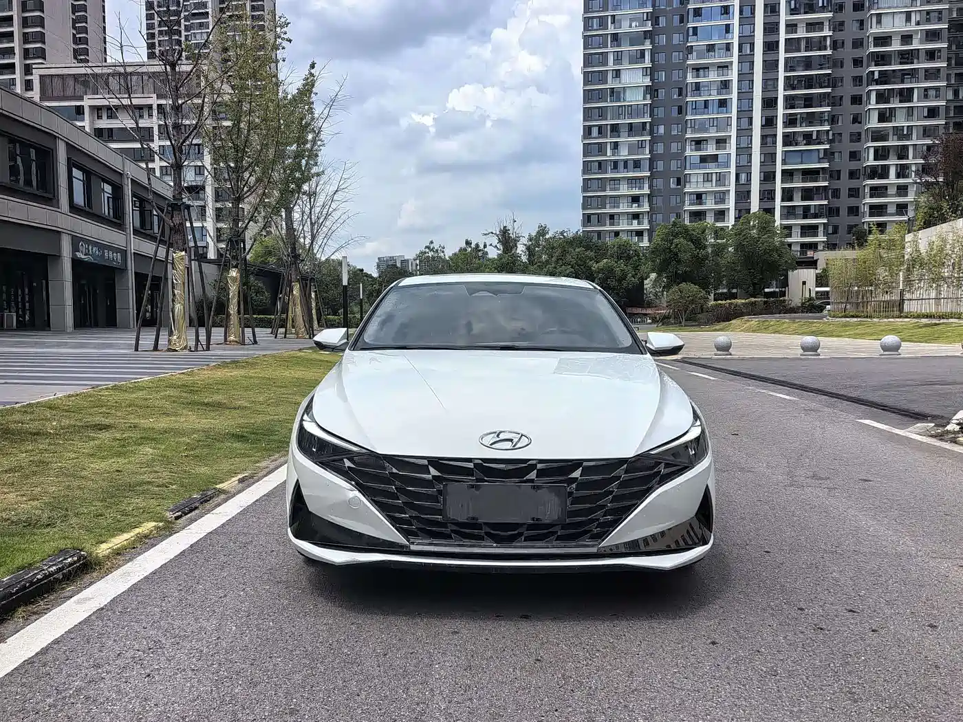 Hyundai Elantra 2022 Белый из Китая, фото 6