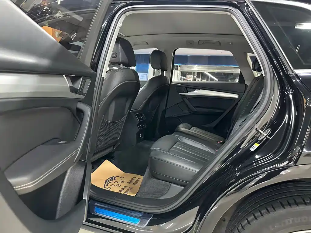 Audi Q5L 2020 40 TFSI Fashion