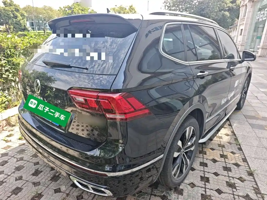Volkswagen Tiguan L L 2024 330TSI AT R-Line