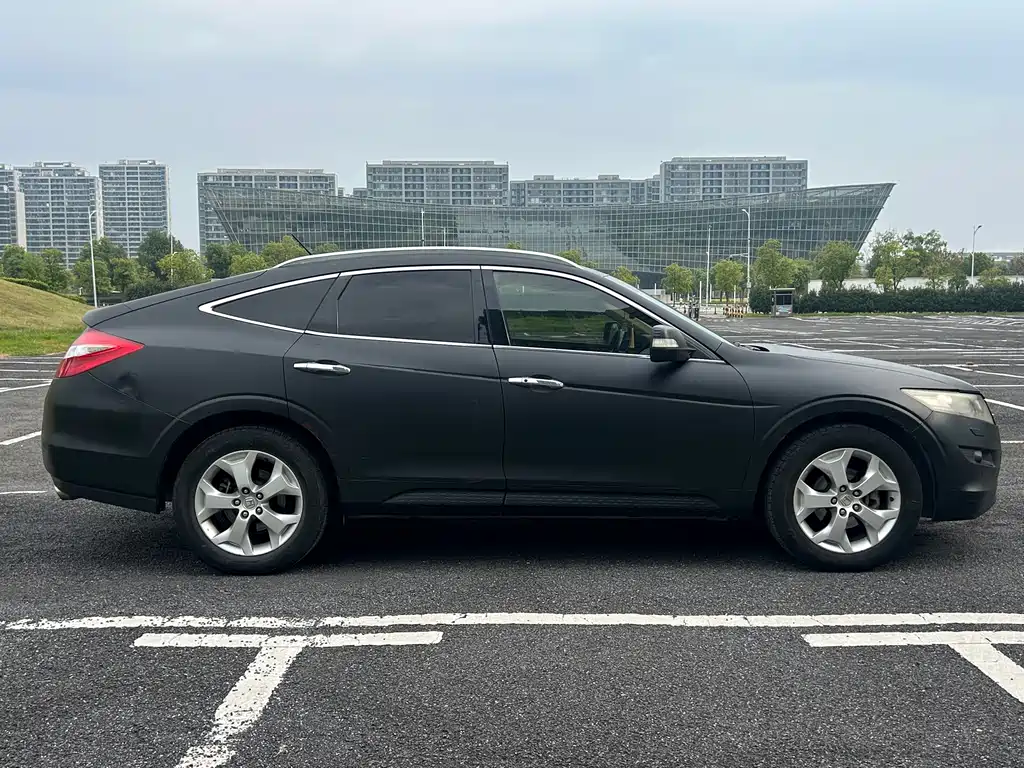 Honda Crosstour — миниатюра 7