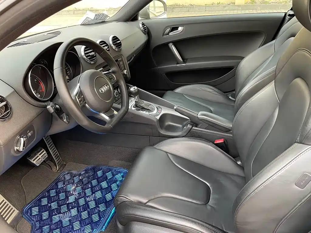 Audi TT 2011 TT Coupe 2.0TFSI