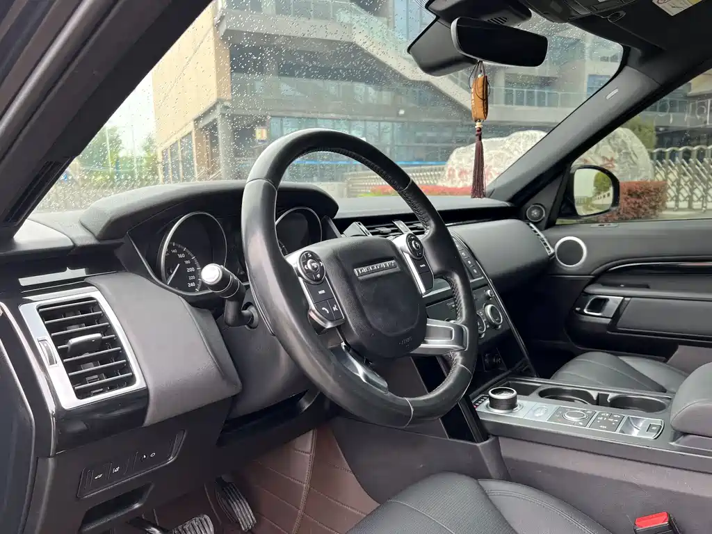 Land Rover Discovery — миниатюра 11