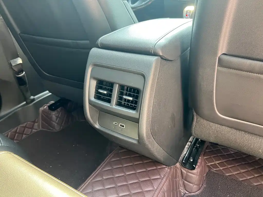 Cadillac XT4 — миниатюра 19