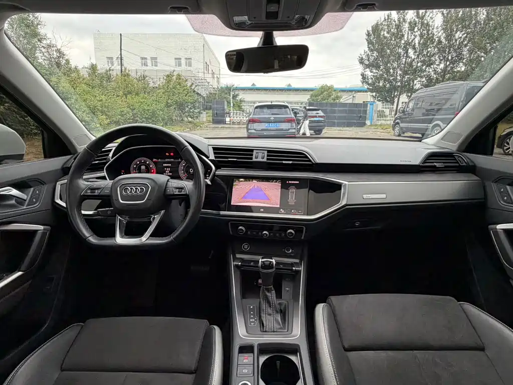 Audi Q3 — миниатюра 8