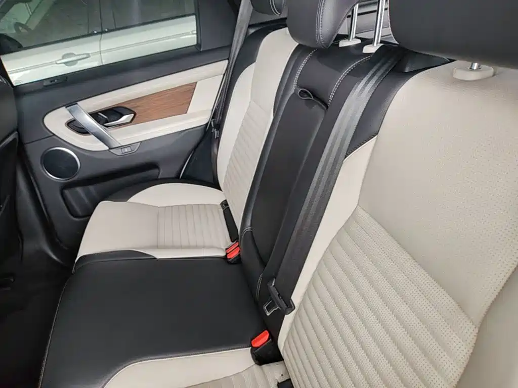 Land Rover Discovery Sport Hybrid — миниатюра 17