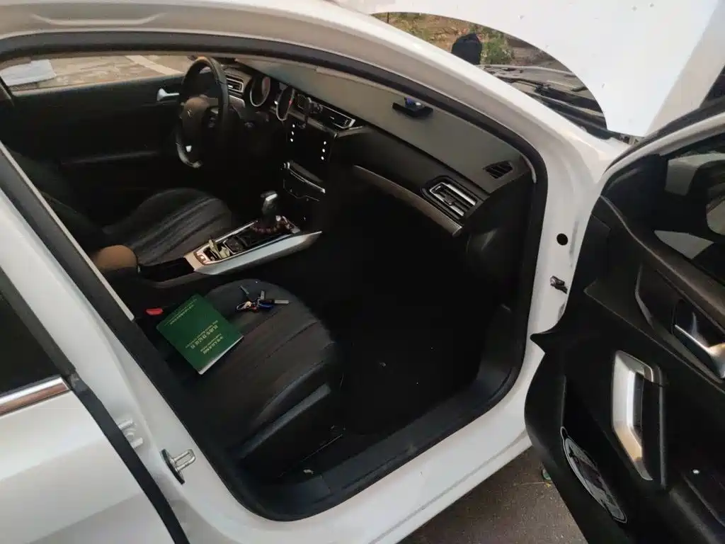 Peugeot 408 — миниатюра 19