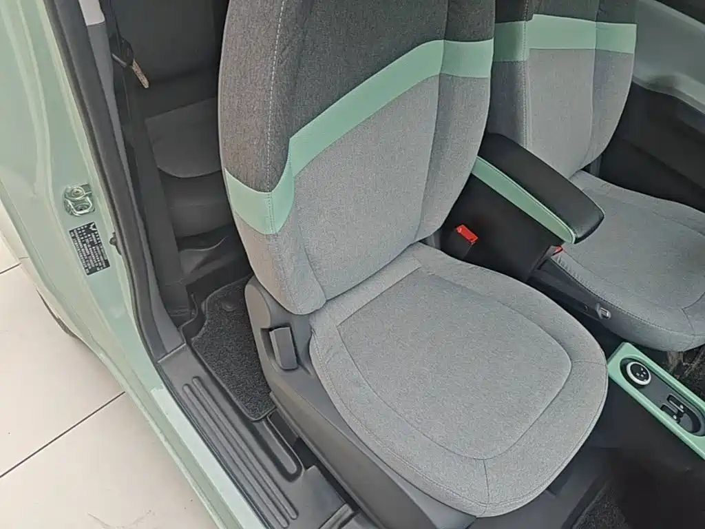 Wuling MINIEV — миниатюра 25