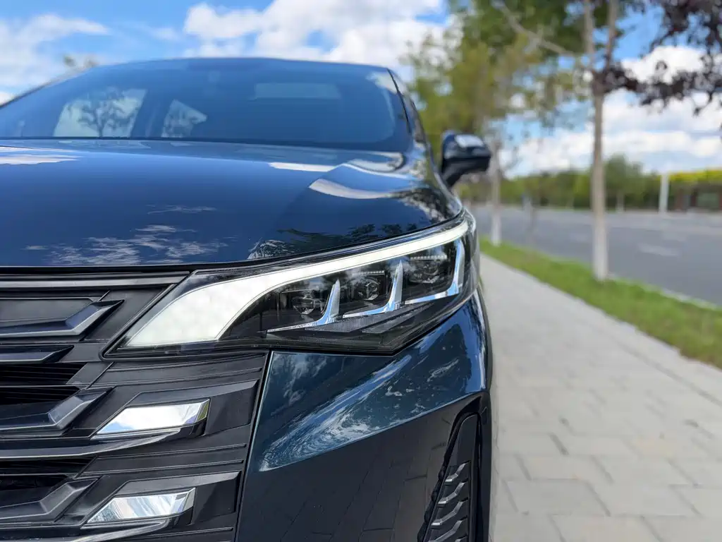 GAC Motor Trumpchi M6 — миниатюра 16
