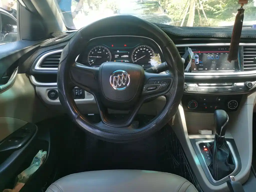 Buick Excelle — миниатюра 6