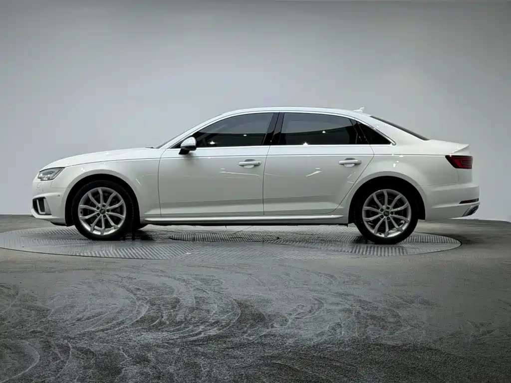 Audi A4L — миниатюра 3