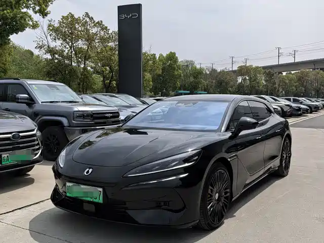 2025 Denza Z9