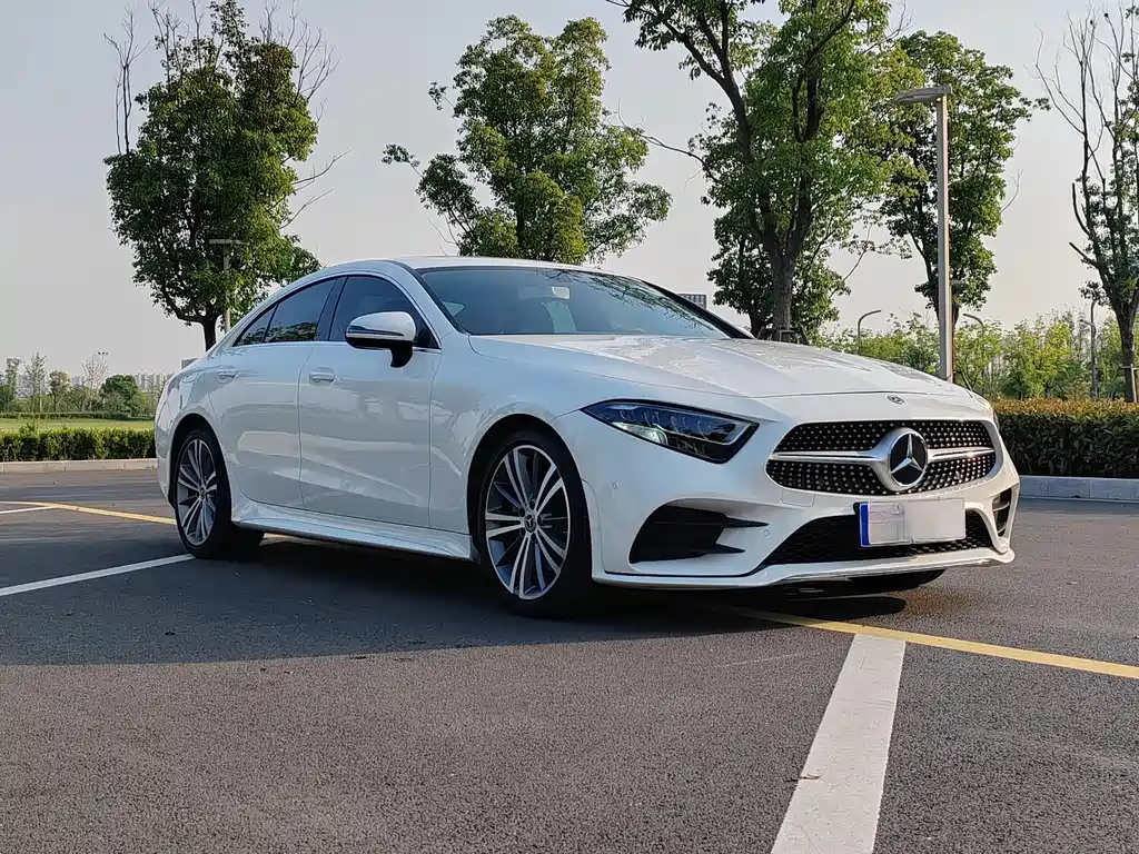 MERCEDES-BENZ CLS