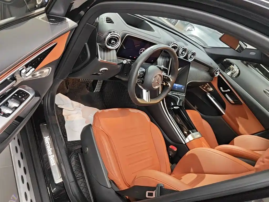 Mercedes-Benz GLC — миниатюра 16