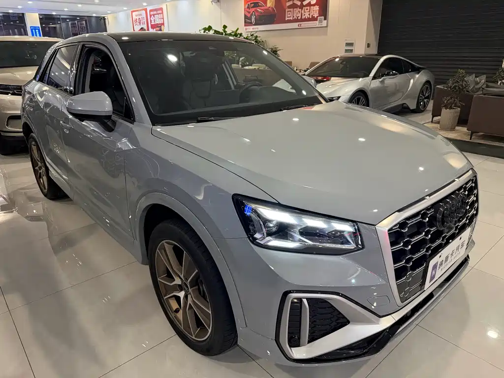 Audi Q2L — миниатюра 3