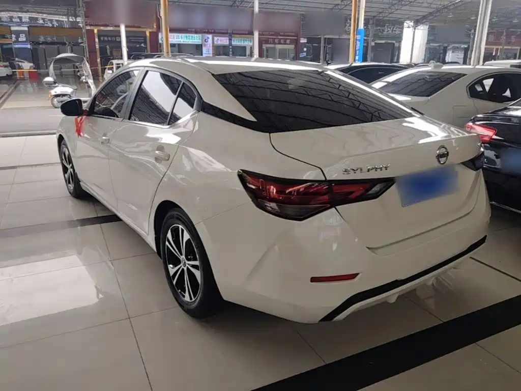 Nissan Sylphy — миниатюра 5