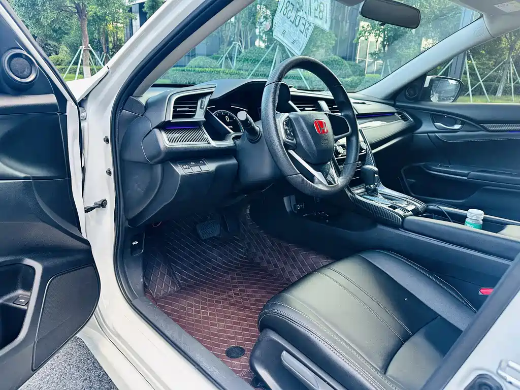 Honda Civic 2021 HATCHBACK 220TURBO CVT
