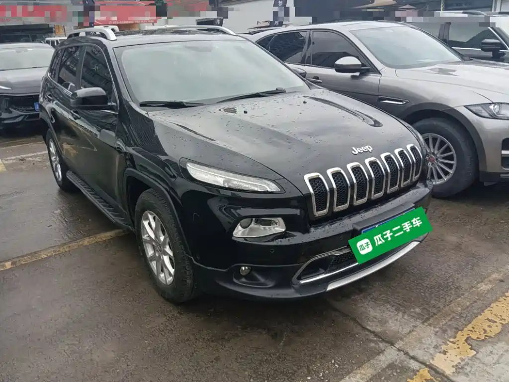 Jeep Cherokee — миниатюра 22