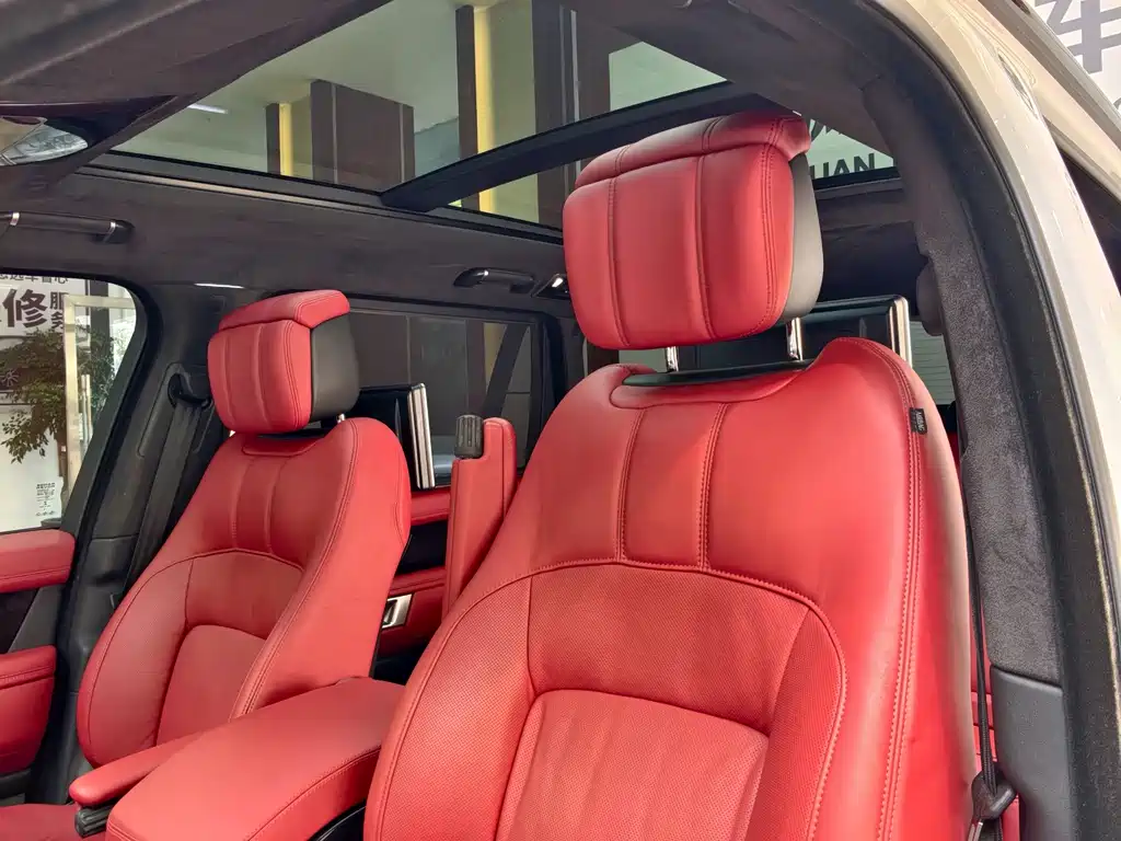 Land Rover Range Rover — миниатюра 17