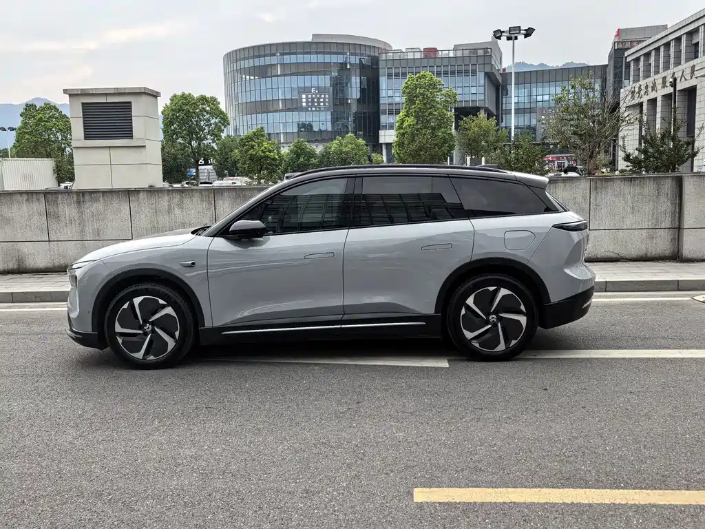 NIO ES6 — миниатюра 2