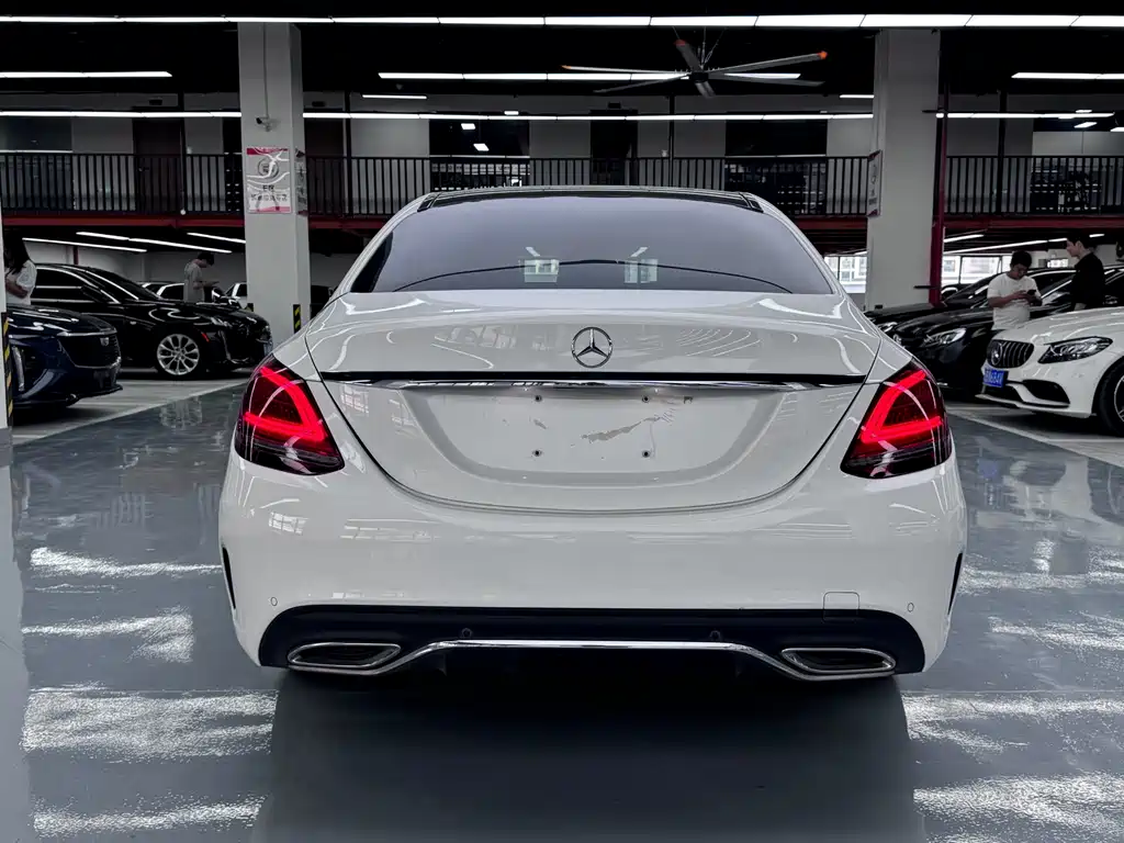 Mercedes-Benz C-Class — миниатюра 17