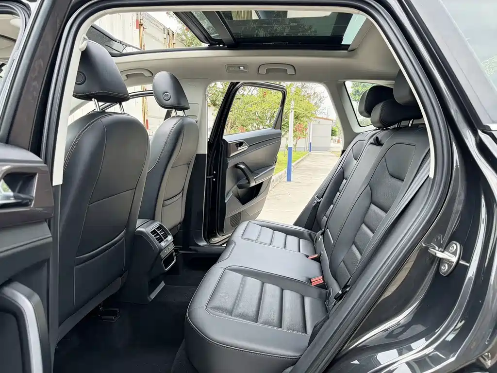 Volkswagen Tharu — миниатюра 9