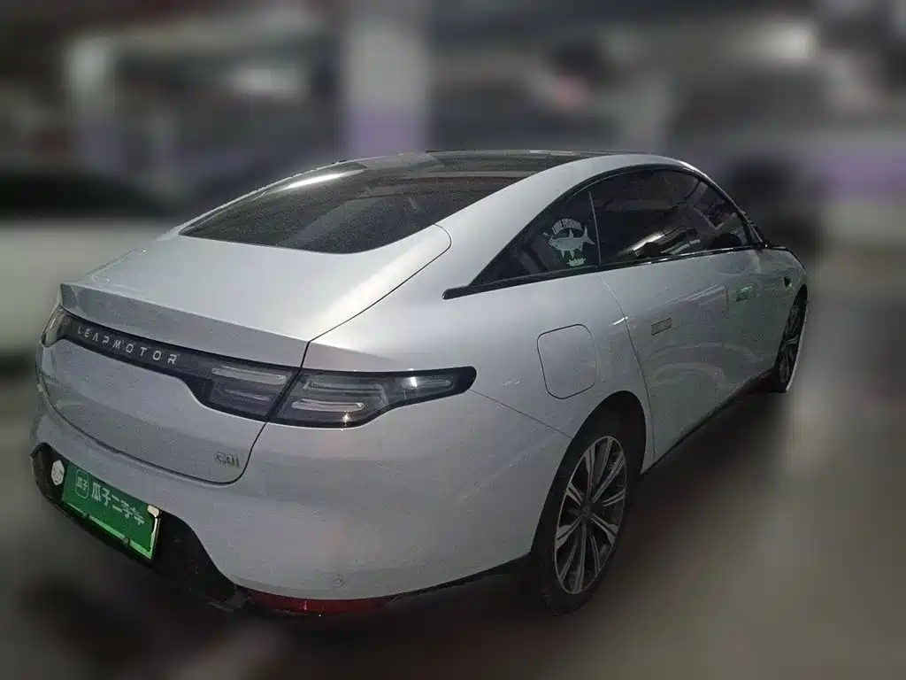 Leapmotor Leapmotor C01 — миниатюра 4