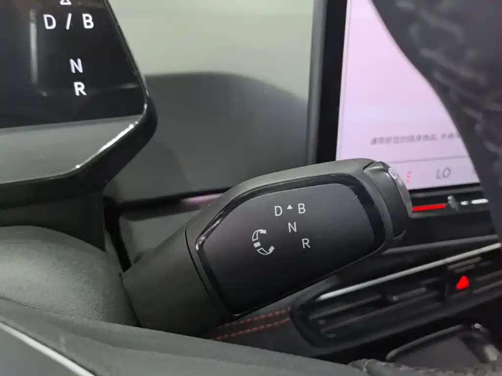 Volkswagen ID.3 — миниатюра 14