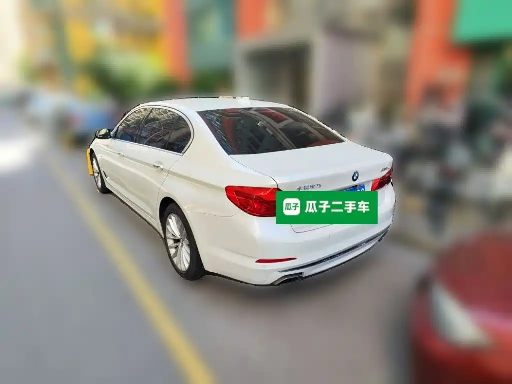BMW 5 Series — миниатюра 25