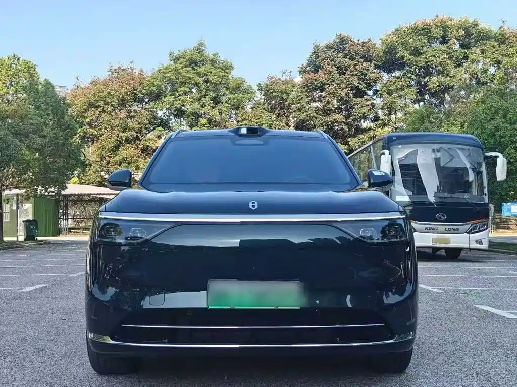 Aito M8 2025 Max+ 53.4kWh 5 мест (192 )