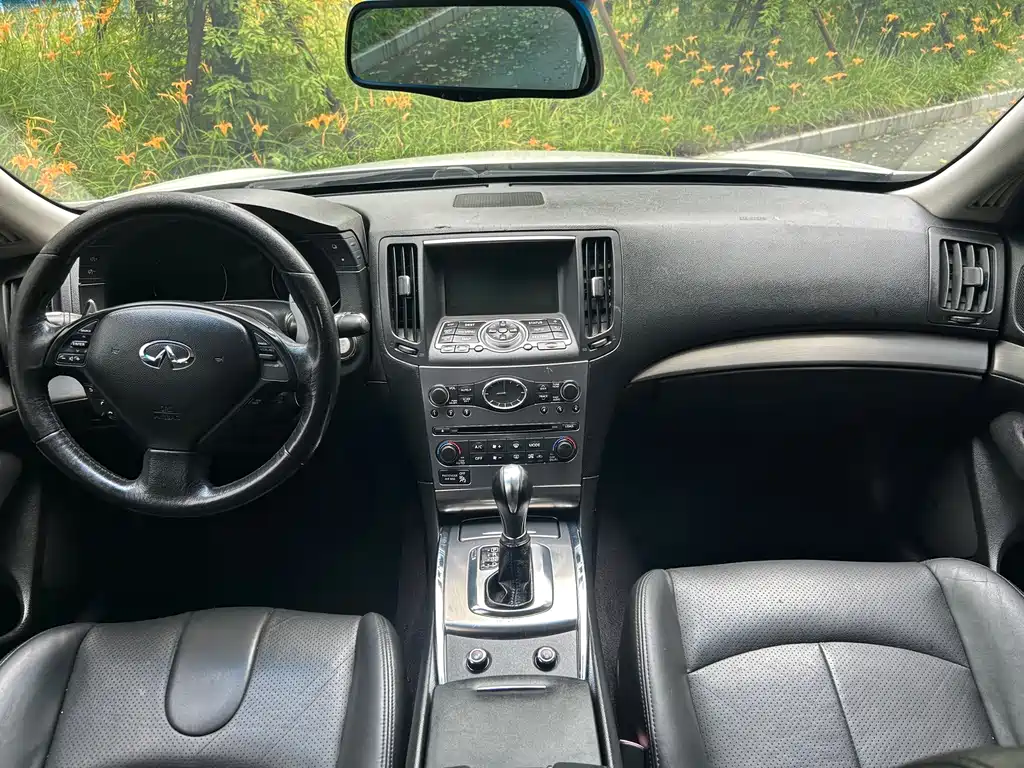 Infiniti G — миниатюра 8